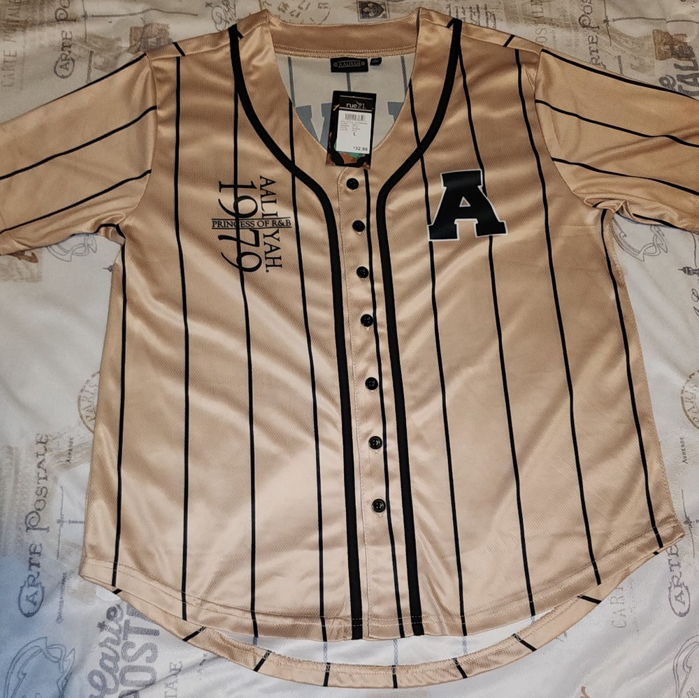 Aaliyah Jersey NWT!